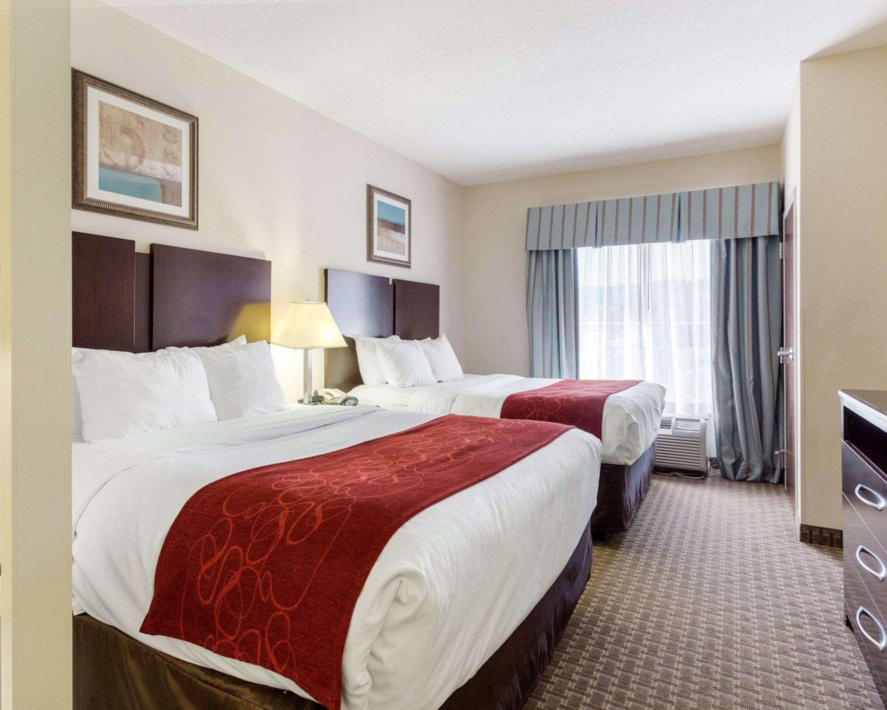 คอมฟอร์ต สวีท โอลีฟ บรานช์ เวสต์ Hotel โอลีฟแบรนช์ ภายนอก รูปภาพ