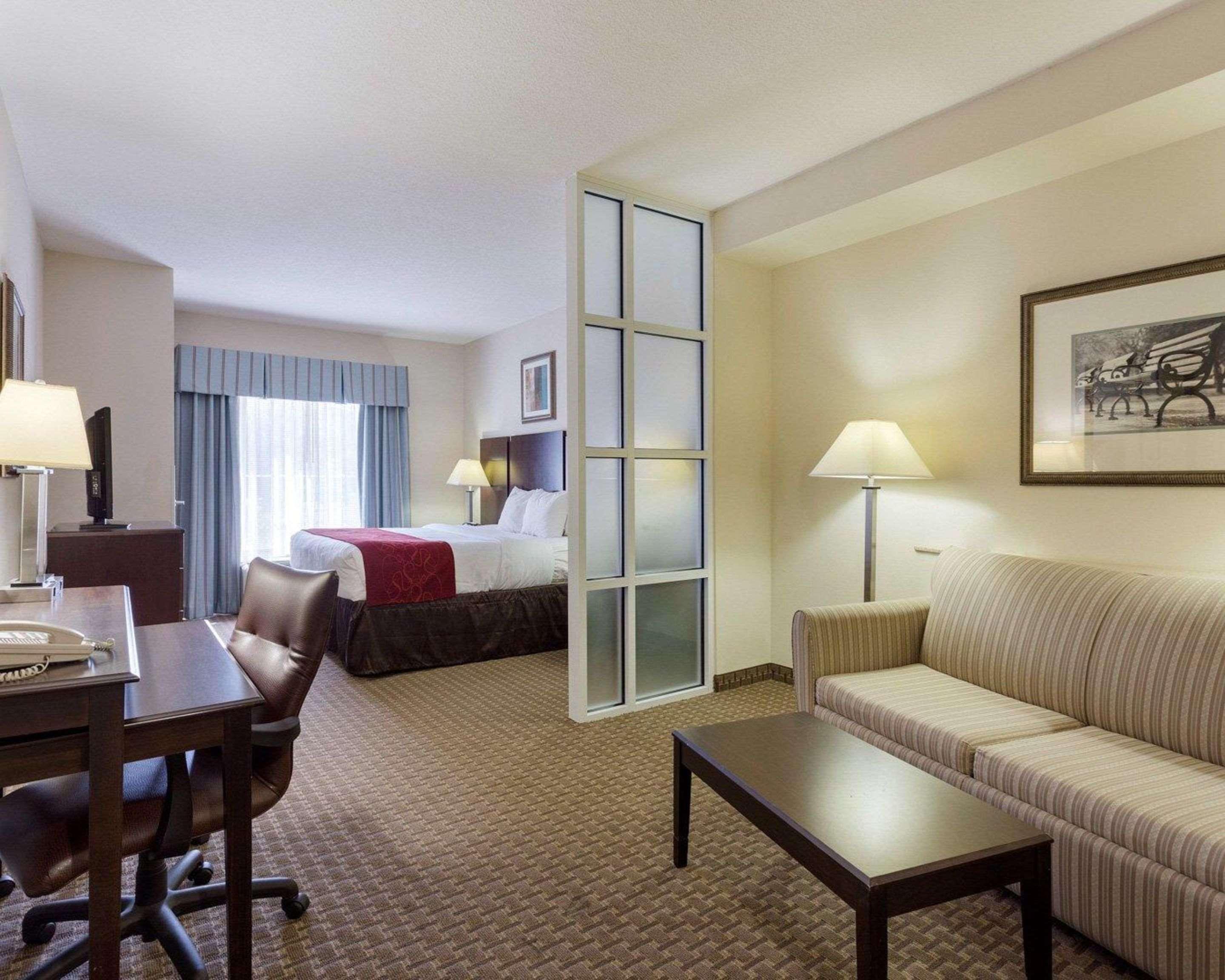 คอมฟอร์ต สวีท โอลีฟ บรานช์ เวสต์ Hotel โอลีฟแบรนช์ ภายนอก รูปภาพ